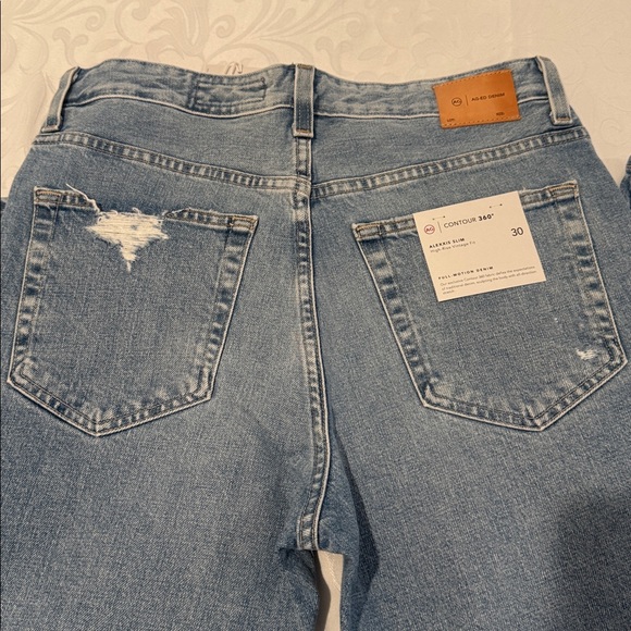 🎉HP🎉AG Hi-Rise Straight Leg Jeans. Ladies 30 - Picture 12 of 16